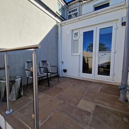 3 Bedroom Stylish Home Merthyr Merthyr Tydfil Extérieur photo