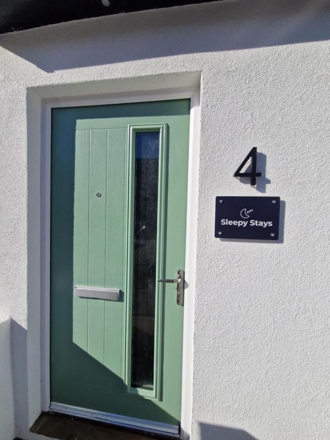 3 Bedroom Stylish Home Merthyr Merthyr Tydfil Extérieur photo