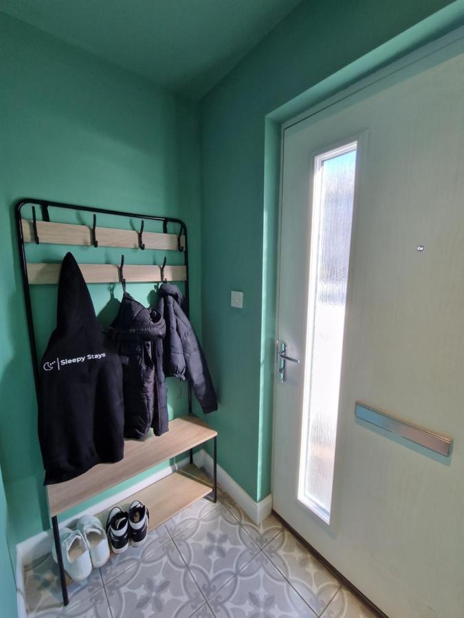 3 Bedroom Stylish Home Merthyr Merthyr Tydfil Extérieur photo